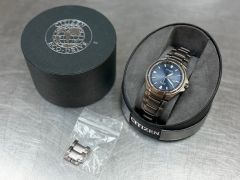 Montre Citizen Eco Drive en Titanium E111-R009893