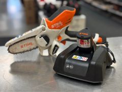 Scie à Chaine à main Stihl GTA26 avec 2 Batteries et Chargeur