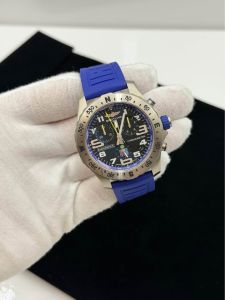 Montre Breitling Professional Endurance Pro 44 Ironman World Championship 2024 E82310